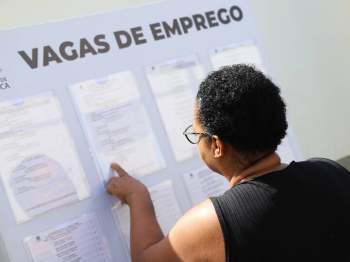Cariacica começa a semana com mais de 1,7 mil vagas de emprego, incluindo 448 para PcD