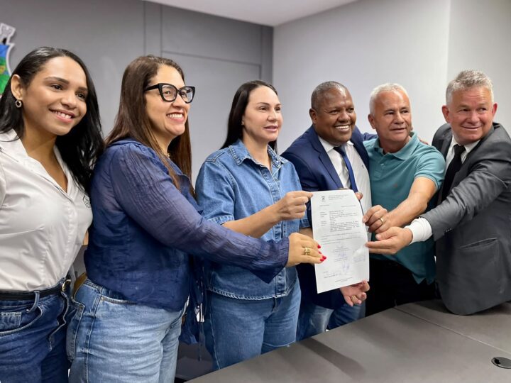Ordem de serviço marca início de projeto para novo Cmei em Bandeirantes