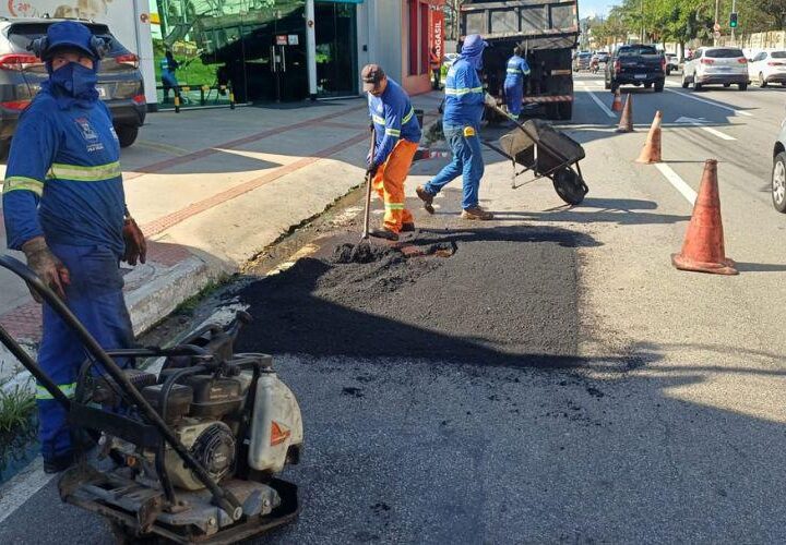 Operação Tapa-Buracos é intensificada para melhorar as vias nesta semana