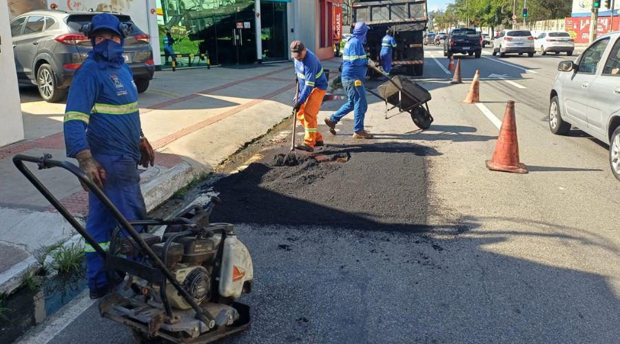 Operação Tapa-Buracos é intensificada para melhorar as vias nesta semana