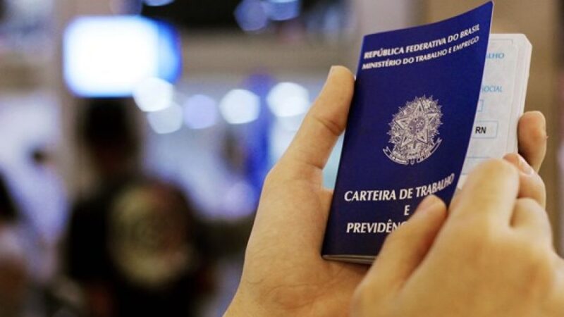 Sine de Vila Velha abre a semana com 863 vagas de emprego