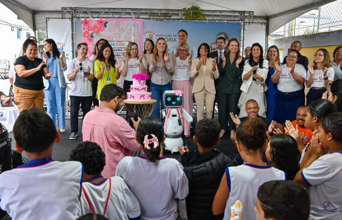 Casa Rosa celebra 5 anos com mais de 21 mil atendimentos e anuncia robô terapêutico em Vitória