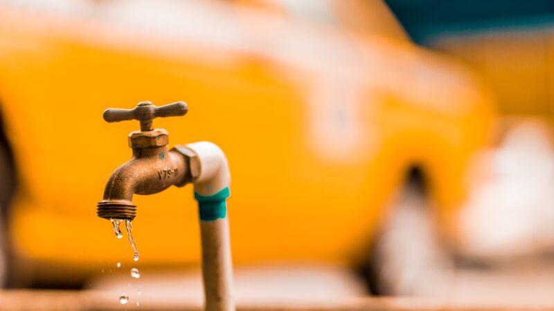 Meio Ambiente destaca importância de economizar água durante os dias de calor