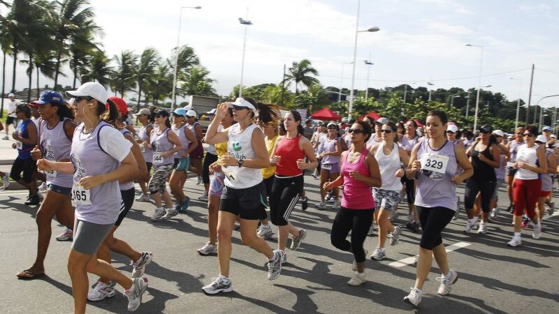 Corrida de rua, vôlei de praia, natação e remo agitam o fim de semana em Vitória