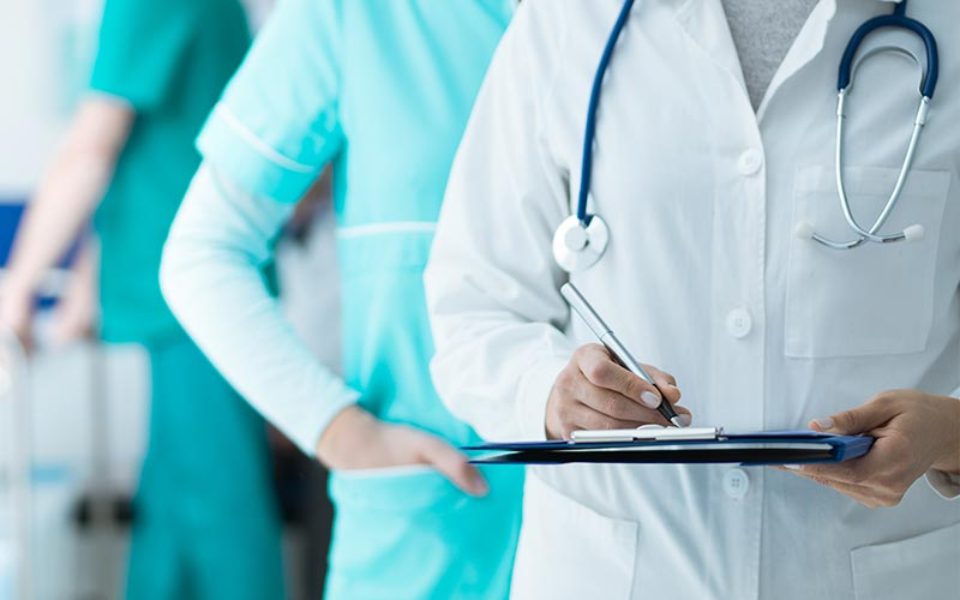 Prefeitura de Vitória convoca mais 30 profissionais da Saúde