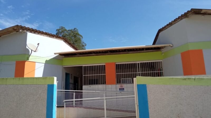 Escola e posto de saúde de Monte Alegre em Cachoeiro recebem melhorias