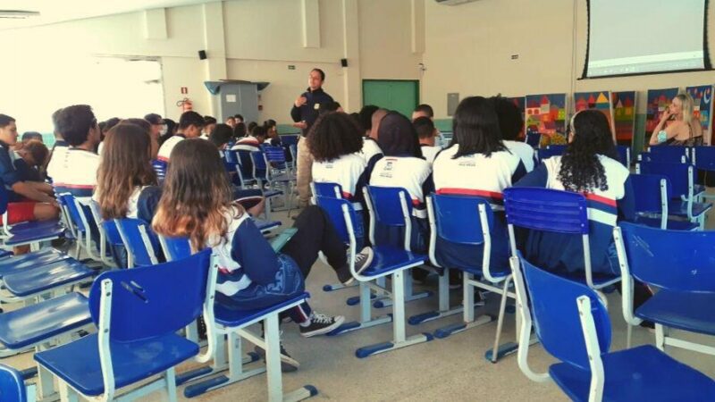 ​Projeto de educação para o trânsito é ampliado nas escolas da rede em Vila Velha