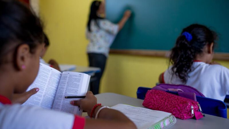 Educação política na escola é tema de reunião nesta segunda (4)