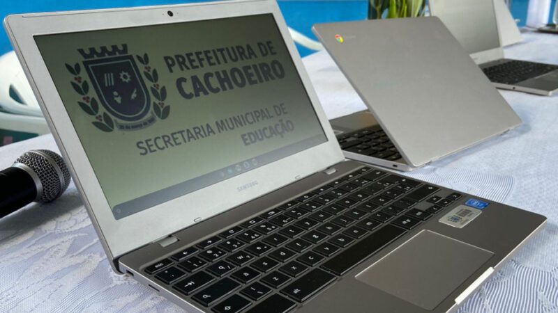 Escolas municipais de Cachoeiro recebem notebooks para alunos