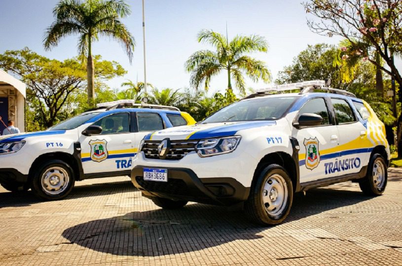 DOT recebe duas novas viaturas para patrulhamento no municipais da Serra