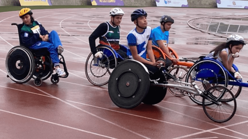 Paralimpíadas: atletas de Cariacica batem recordes e conquistam oito medalhas no primeiro dia de competição