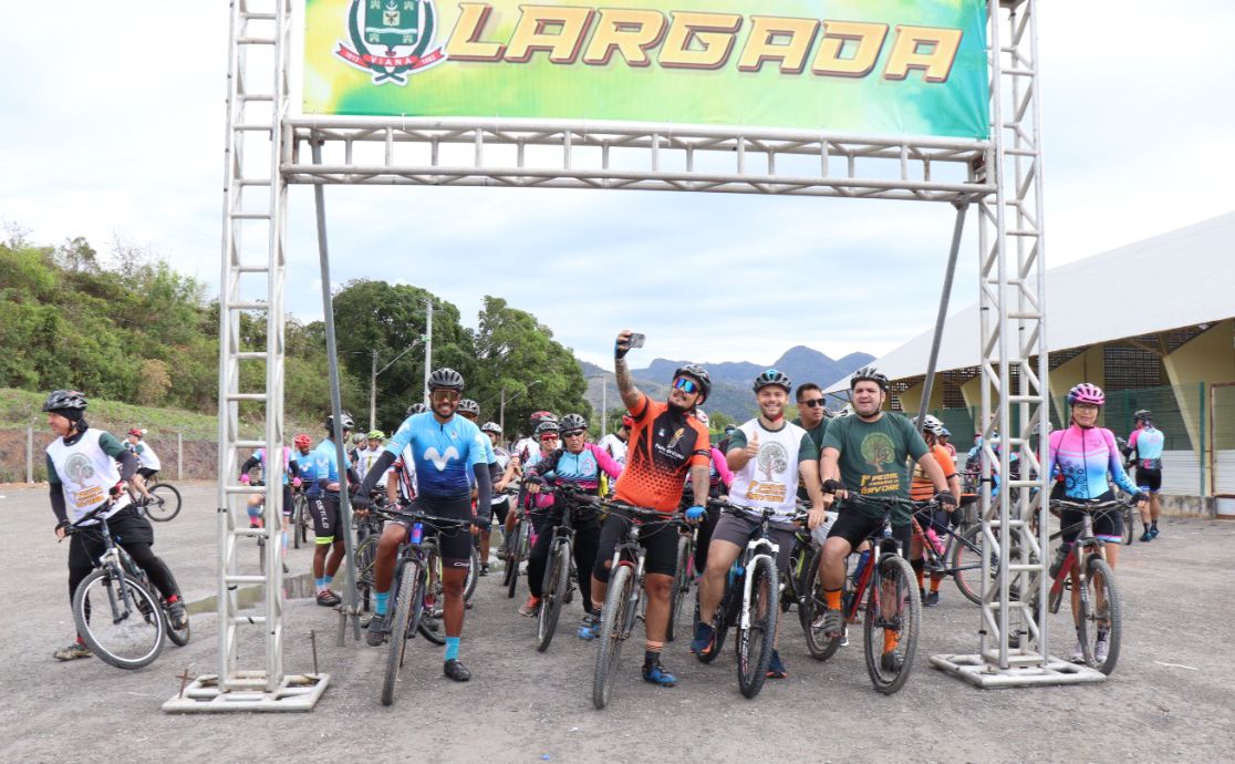 Viana promove pedal a favor da saúde e do meio ambiente