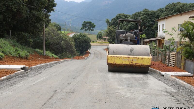 Obras de drenagem e pavimentação da Avenida do Congo seguem em ritmo acelerado