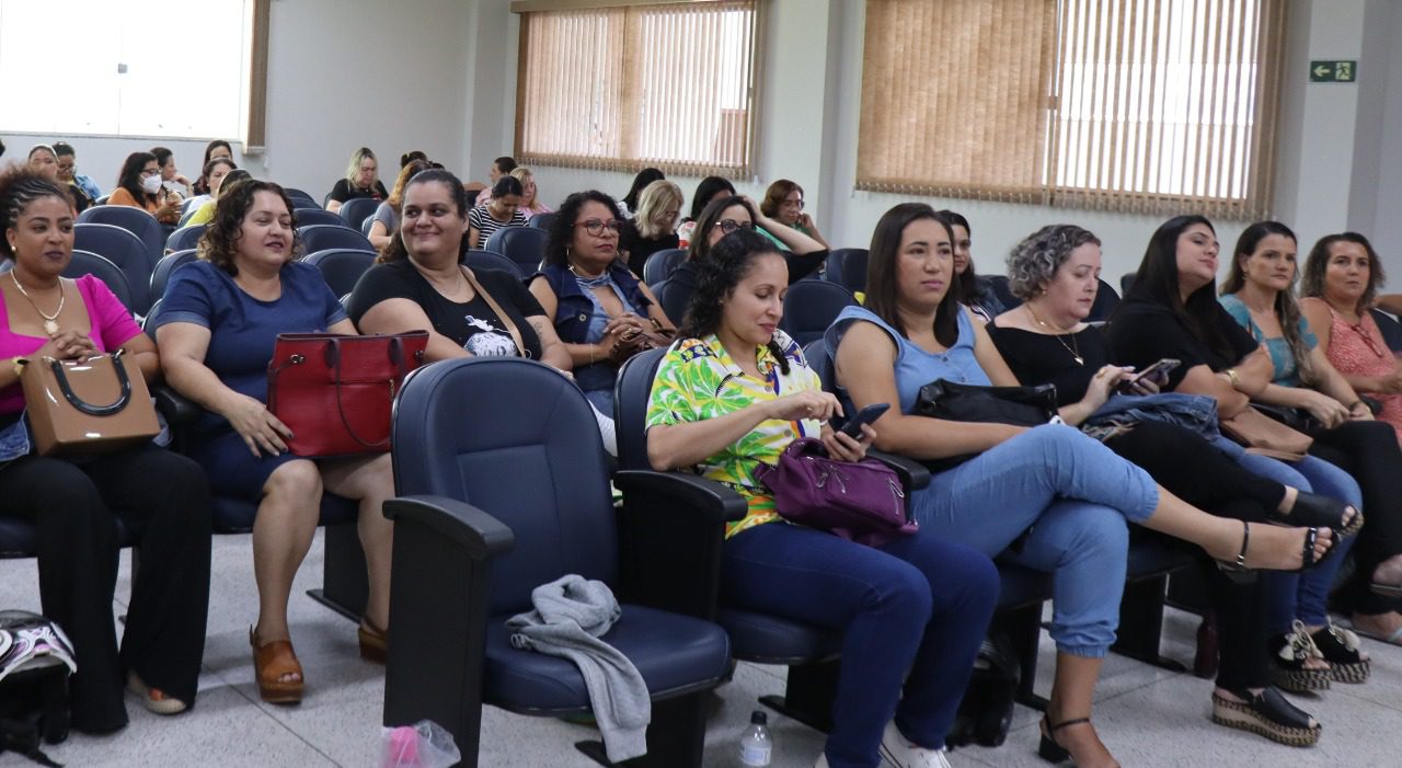 Professores do município de Viana apresentam seus melhores projetos no Seminário de Boas Práticas