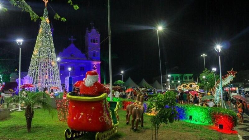 Magia e muita reflexão marcam a inauguração da decoração Natalina de Serra Sede