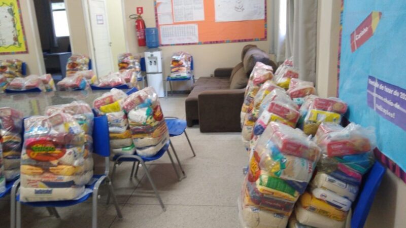 Sedu libera recurso financeiro para aquisição de cestas básicas aos alunos da EEEFM Primo Bitti