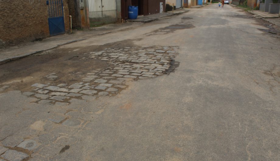 Pacote de obras vai levar drenagem e pavimentação a 82 vias em Cachoeiro