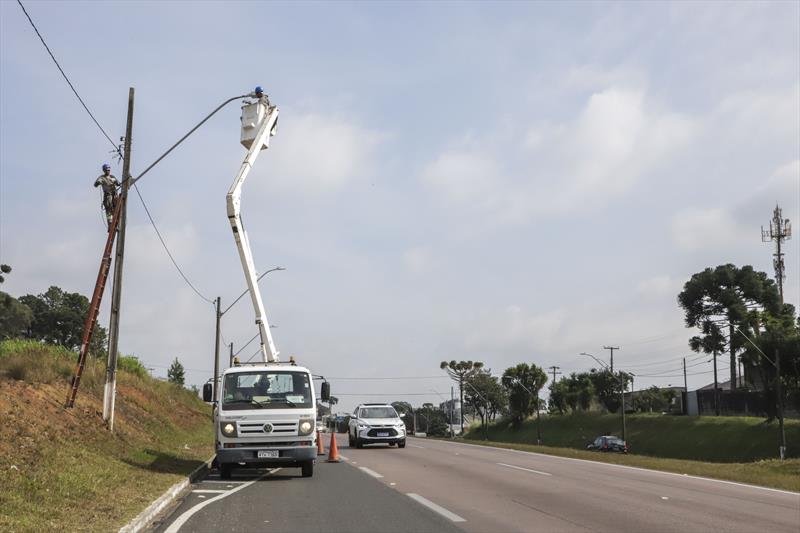 Secretaria de Serviços instala lâmpadas de LED em trecho da Rodovia do Contorno em Cariacica