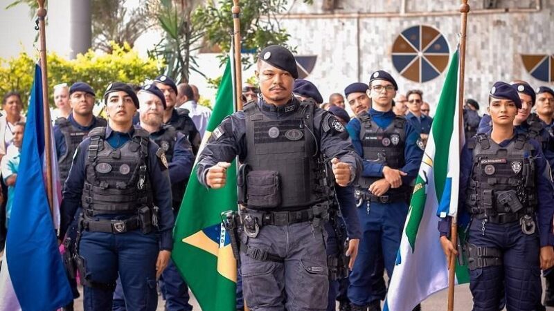 Equipe GCM da Serra recebe homenagens, reforço no armamento e novas viaturas