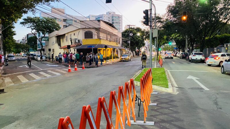Cruzamento entre a Avenida Hugo Viola e a Rua Carijós é inaugurado em Jardim da Penha