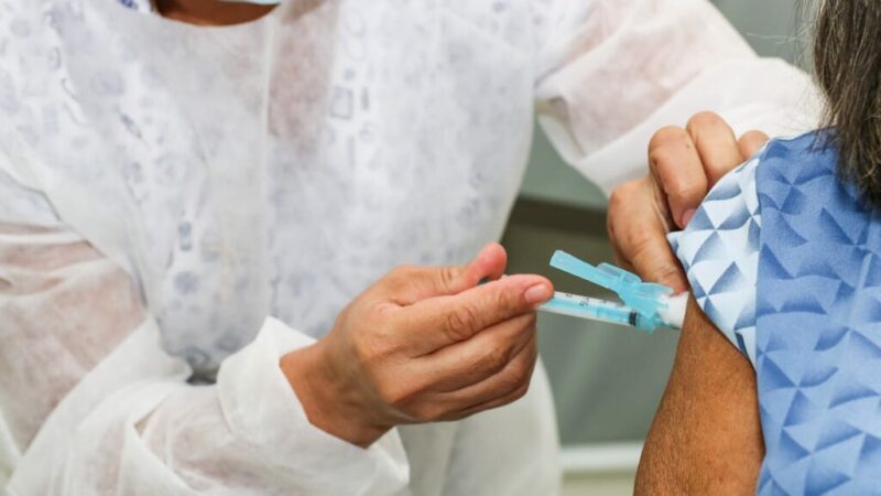 Vacinação contra Pfizer Bivalente começa a partir desta segunda-feira (27) em Cariacica
