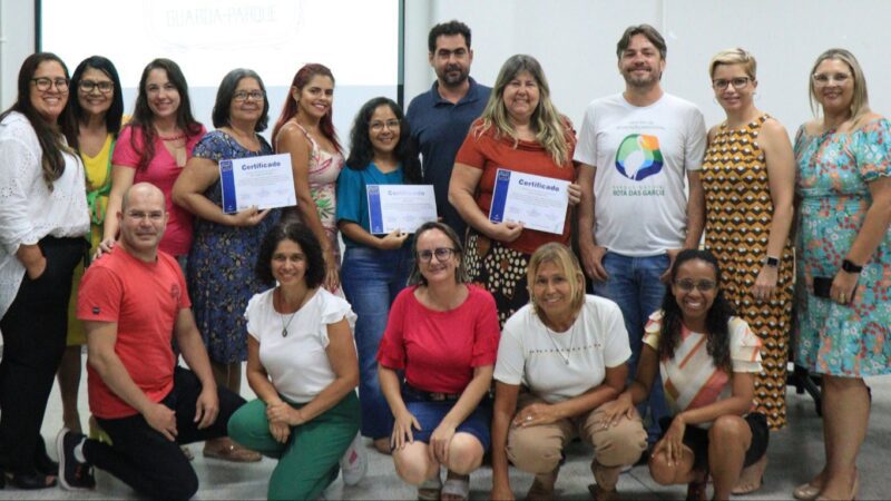 Professores do município de Viana recebem certificado de conclusão do Pequeno Guarda-Parque