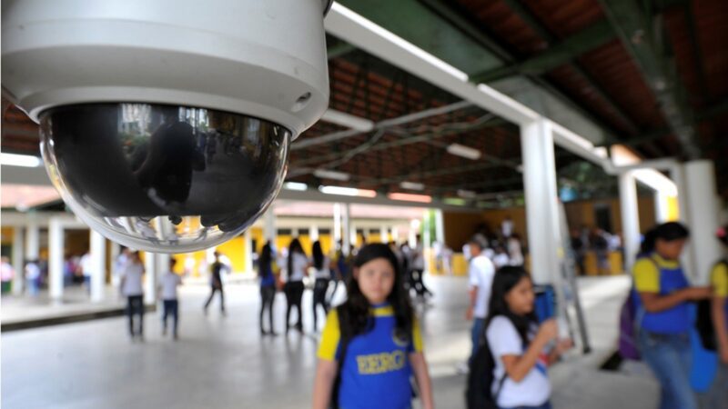 Ales: videomonitoramento em escolas pode virar lei