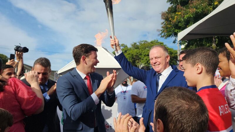 Renato Casagrande participa das comemorações do aniversário de 488 anos de Vila Velha