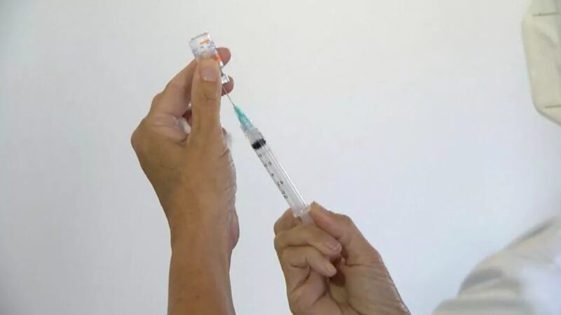 Vacinação contra Covid-19 e gripe acontece em 27 pontos de Cariacica sem agendamento prévio