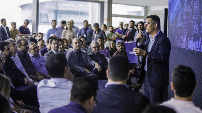 Prefeito Arnaldinho Borgo participa de debate da Assevila sobre “Governança e Desenvolvimento”