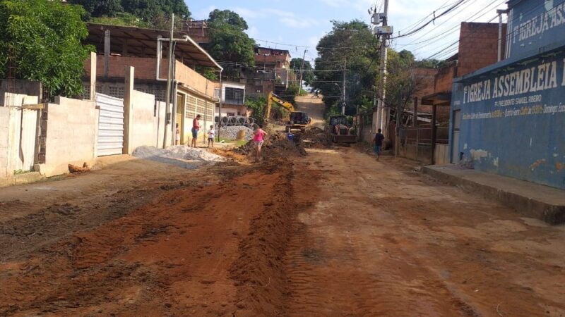 Secretaria de Obras realiza melhorias em ruas e avenidas de Cariacica