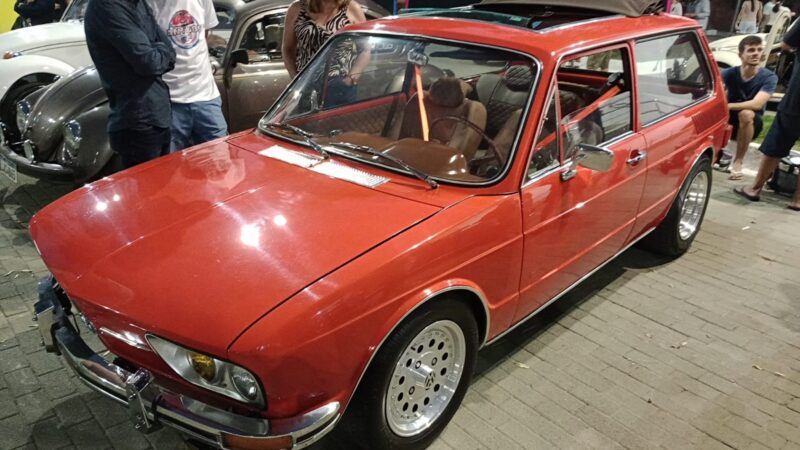 Exposição de Carros Antigos movimentou Cariacica-Sede em comemorações dos 133 anos do município