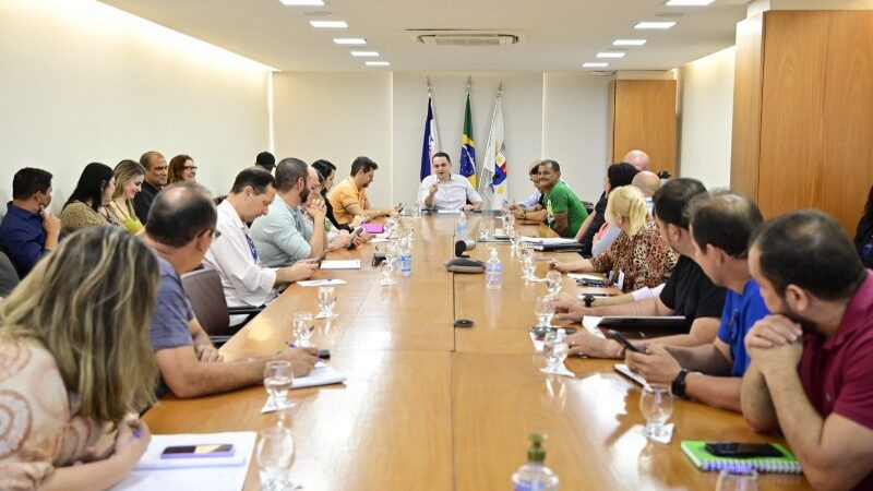 Gestão da capital se encontra com lideranças comunitárias do Centro de Vitória para diálogo