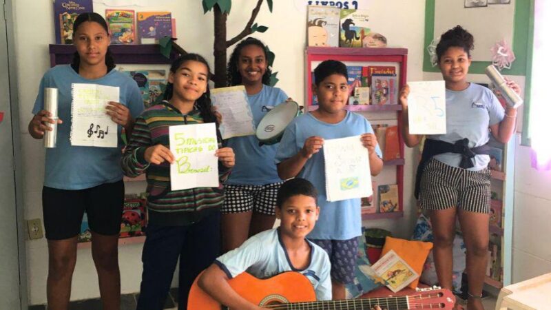 Comunidade de Vila Velha recebe oficina de musicalização que promove empoderamento infantil