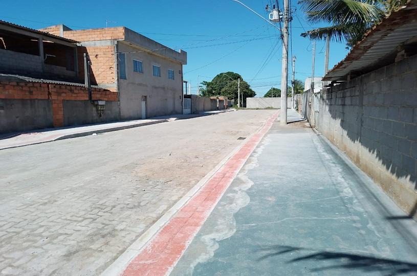 Obras de drenagem e pavimentação no bairro de Capuba na Serra avançam para a fase final