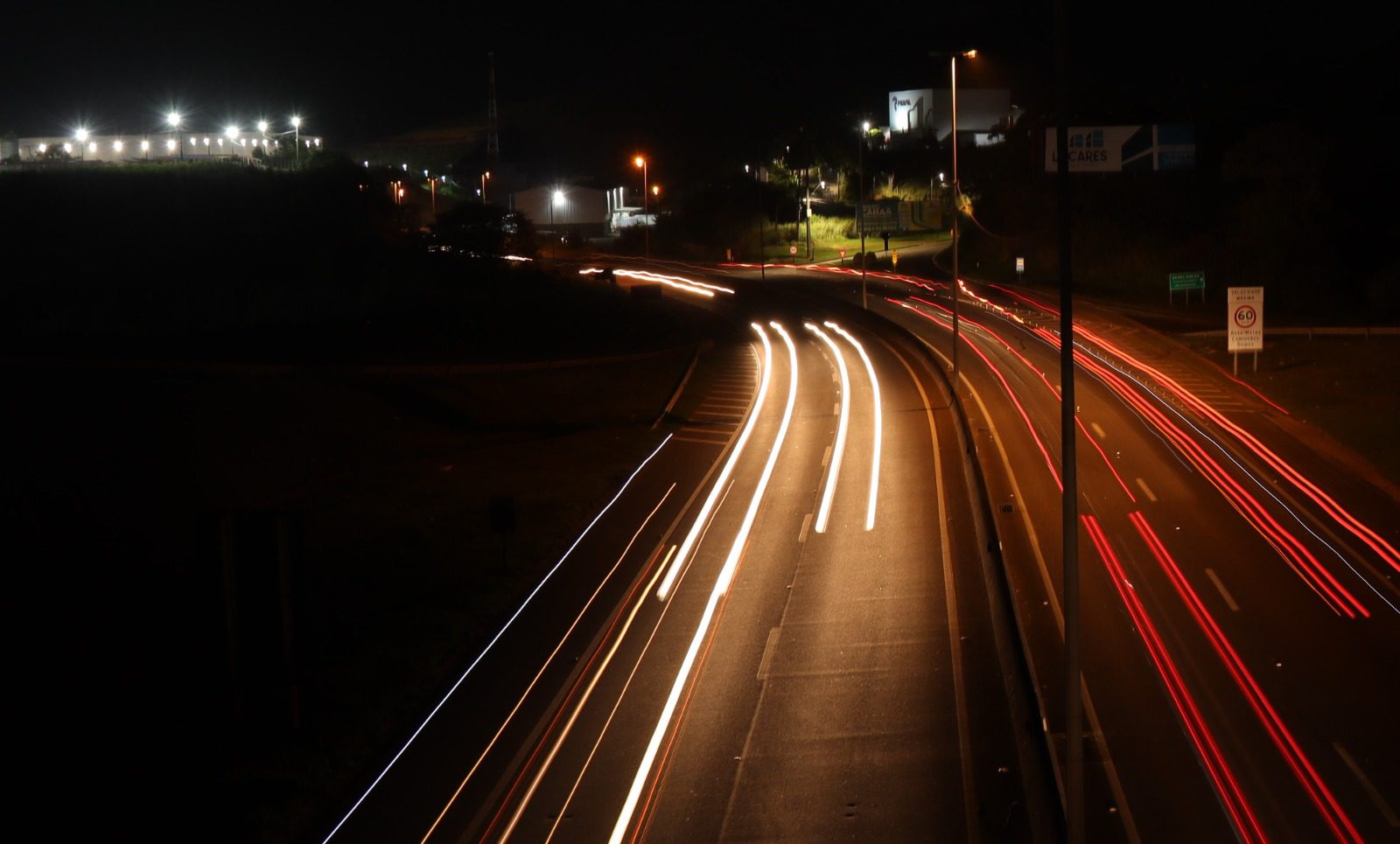 Prefeitura de Viana inicia projeto de modernização da iluminação em rodovias