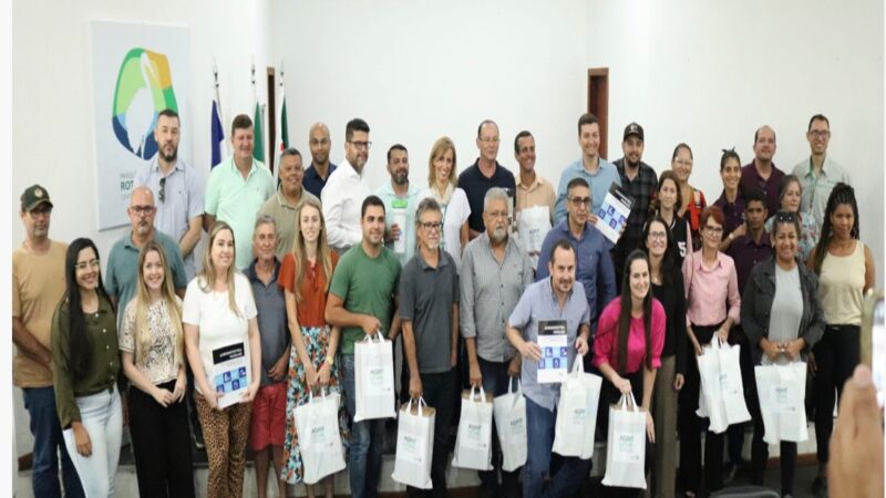 Governo do Estado realiza entrega de kits para tratamento de água para produtores rurais em Viana