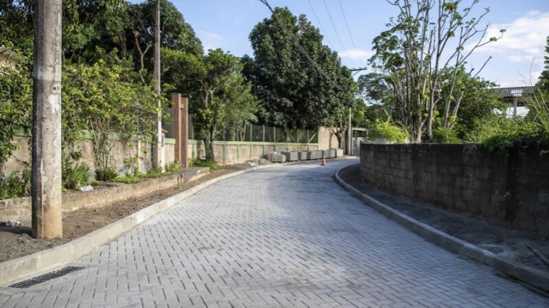 Urbanização de avenida em Morro da Lagoa em Vila Velha está com 80% de obra concluída