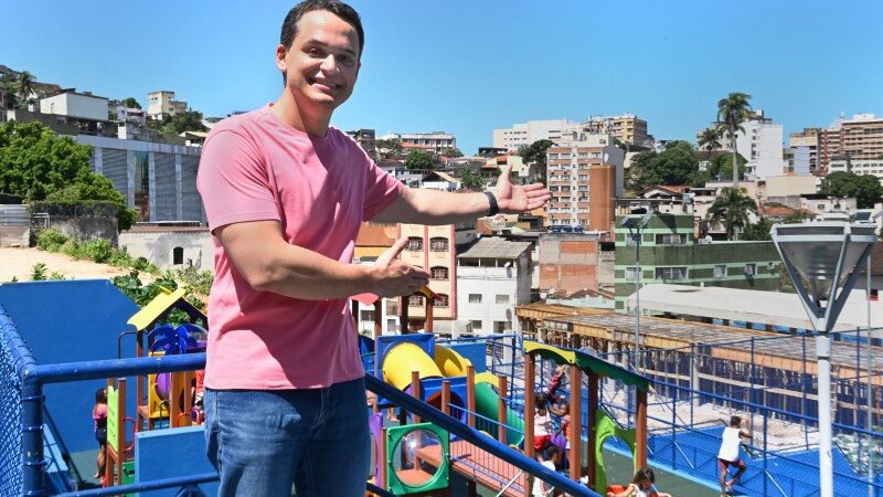 Domingo de alegria com inauguração da Praça e Parque Kids no bairro Moscoso em Vitória