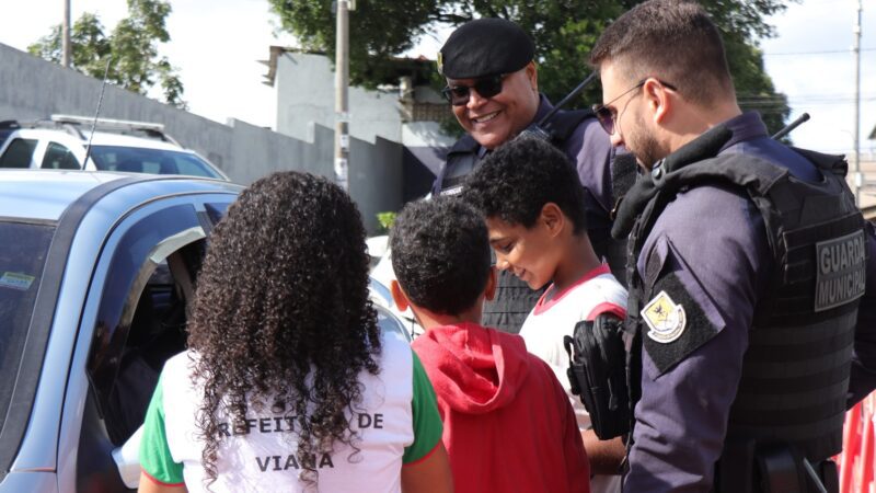 Alunos de Viana participam de ação educativa e assumem papel de guardas municipais na semana do trânsito