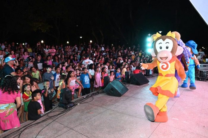 Parque Moscoso em Vitória é palco de teatro, brincadeiras e diversão no Dia das Crianças