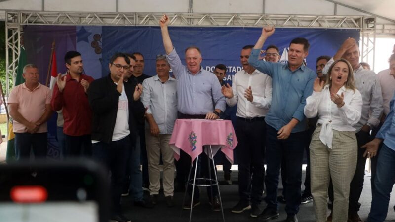 Governador Renato Casagrande entrega obras em Iúna e anuncia implantação da Rodovia ES-179