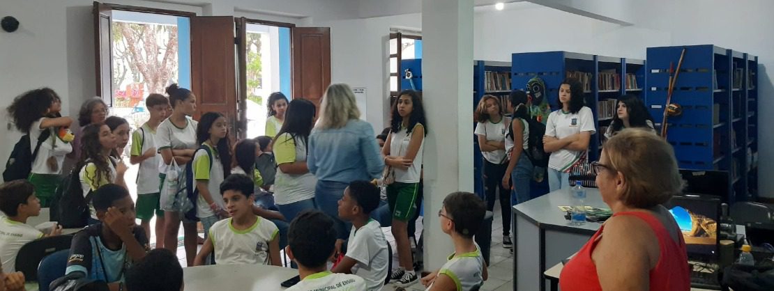 Estudantes da escola Manoel Mello Sobrinho exploram atrações turísticas de Cariacica