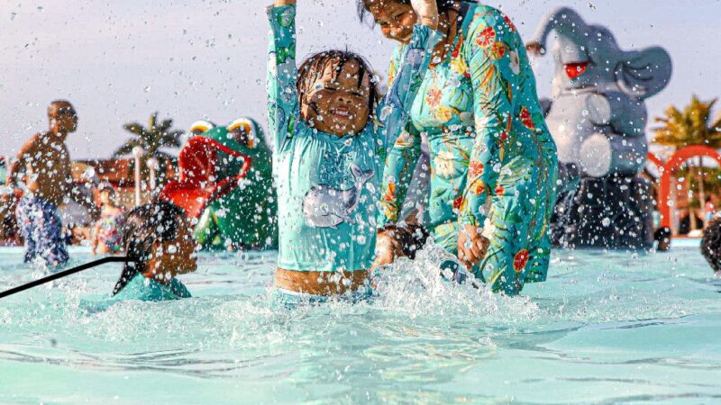 Com o Rio Doce contaminado, indígenas Krenak escolhem parque aquático para garantir segurança e diversão das crianças