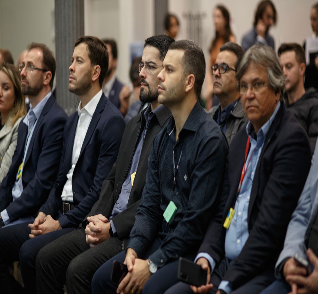 Viana inicia missão internacional em congresso de cidades inteligentes na Espanha