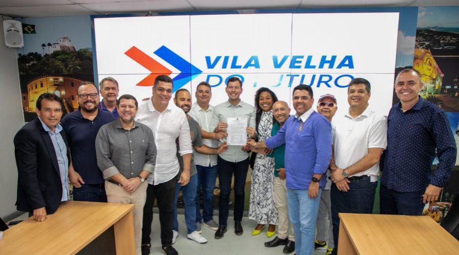 Prefeito de Vila Velha sanciona Lei Orçamentária Anual para 2024 após Aprovação da Câmara Municipal