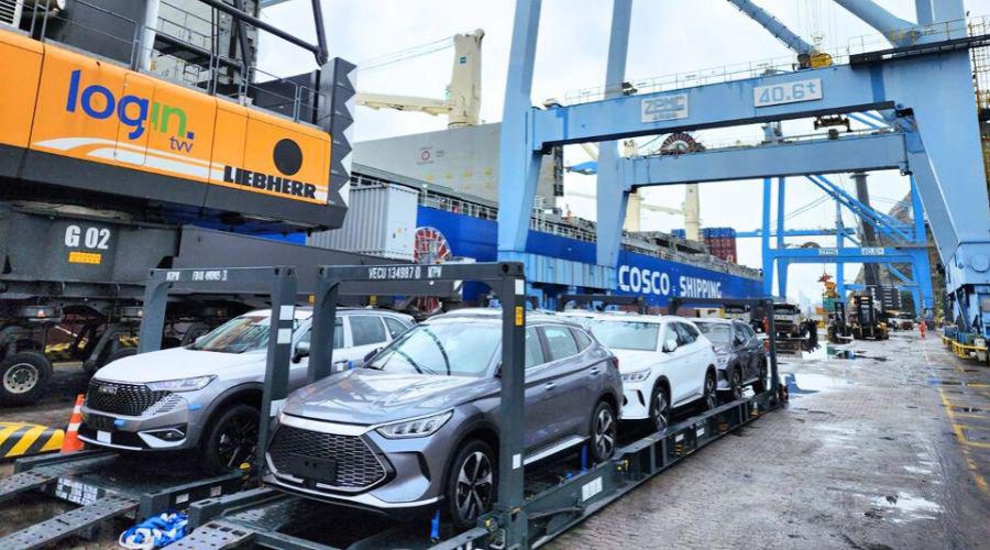 Importação de carros pelos portos de Vila Velha registra aumento significativo