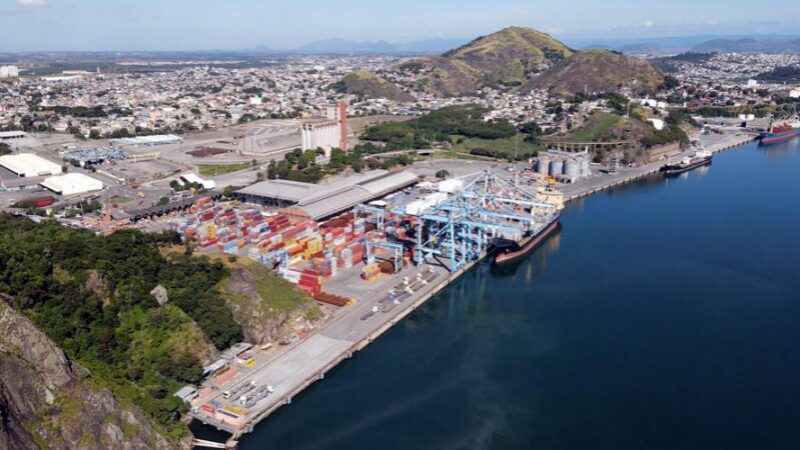 ​Empresas portuárias em Vila Velha investem R$ 900 milhões e geram 2.200 novos empregos