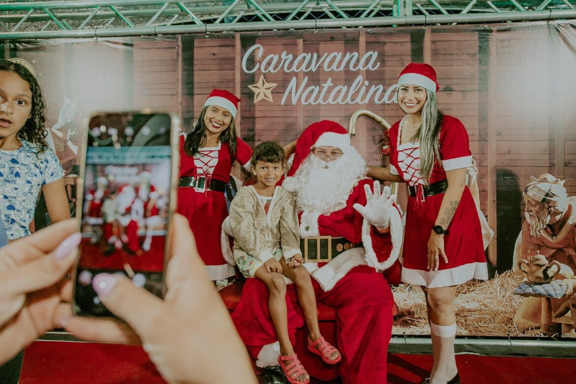 Caravana de Papai Noel leva alegria a 26 comunidades de Vila Velha