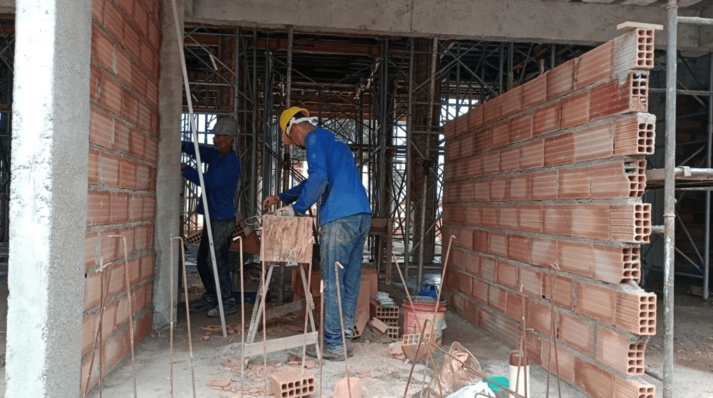 Obras do Mercado Municipal de Cariacica avança com execução de alvenarias externa e interna